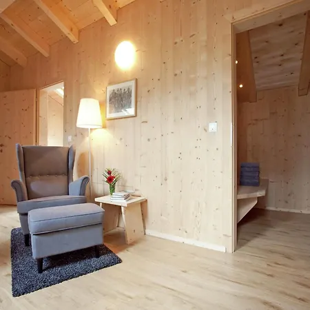 Grand In Mayrhofen With Infrared Sauna & Artistic Interiors Lägenhet