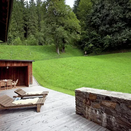 Grand In Mayrhofen With Infrared Sauna & Artistic Interiors *
