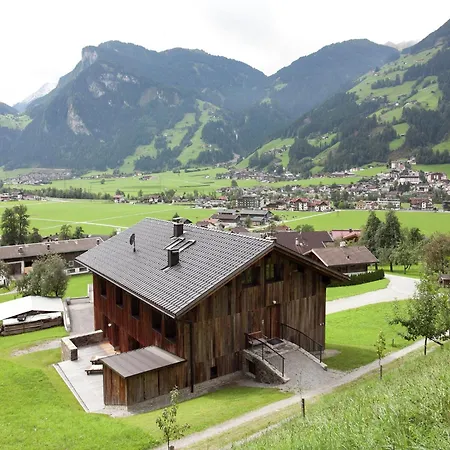 شقة Grand In Mayrhofen With Infrared Sauna & Artistic Interiors رامسو ام زيلرتال