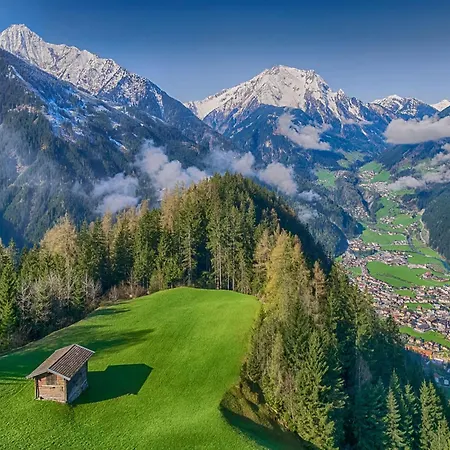 Grand In Mayrhofen With Infrared Sauna & Artistic Interiors شقة رامسو ام زيلرتال